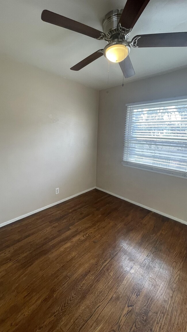 Photo - 2441 Silver Lake Blvd Unit 2441-A
