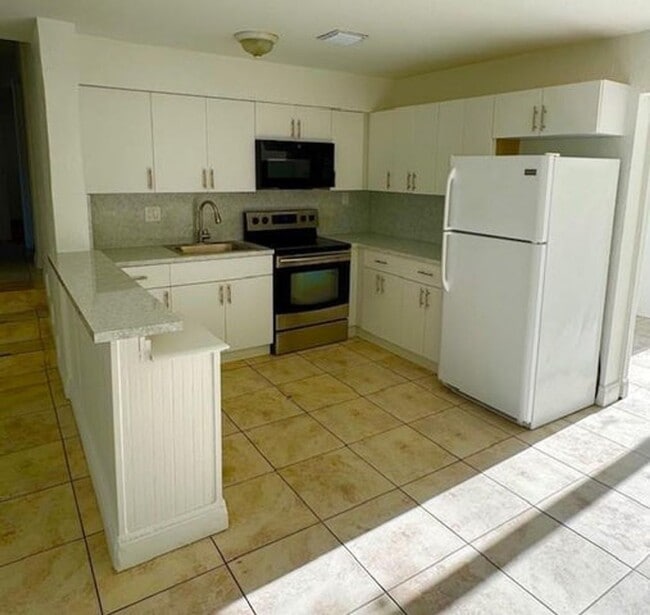 Photo - 1451 SW 46th Ave