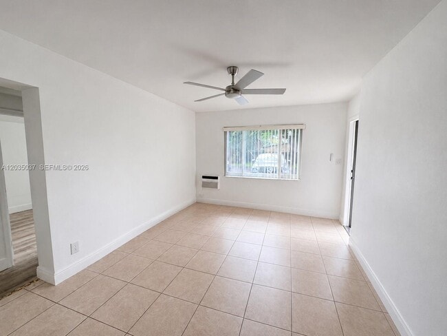 Photo - 1801 NE 25th Ave Unit 3
