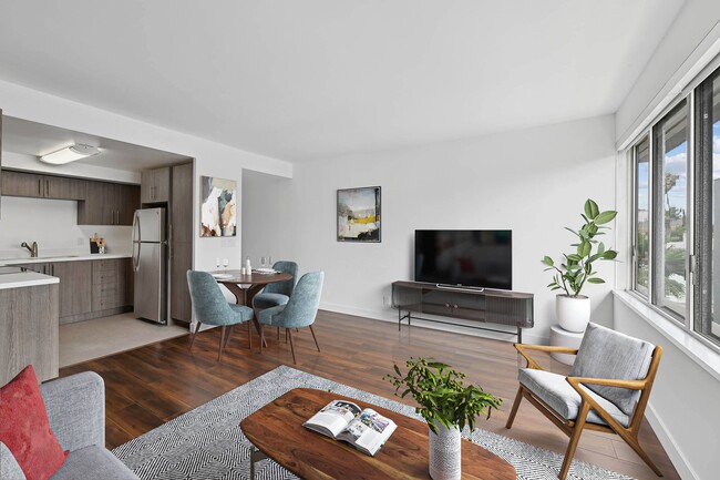 Photo - Hollywood Ardmore