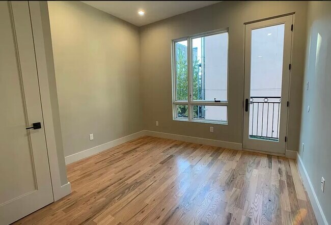 Photo - 151 Stanhope St Apartments Unit 2A