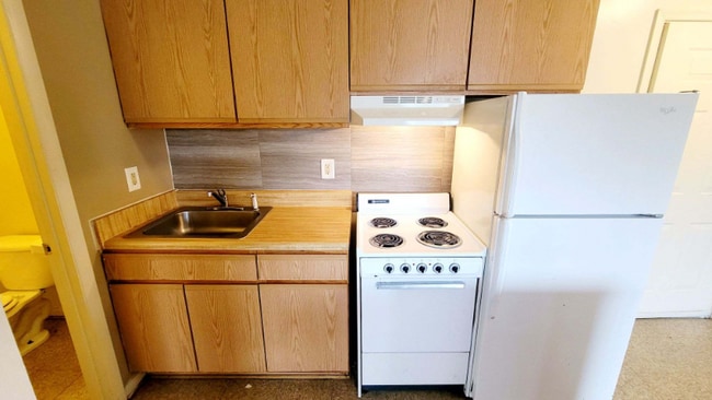 Photo - 1812 Williamsburg Rd Unit 10