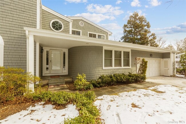 Photo - 1 Tiffany Cir