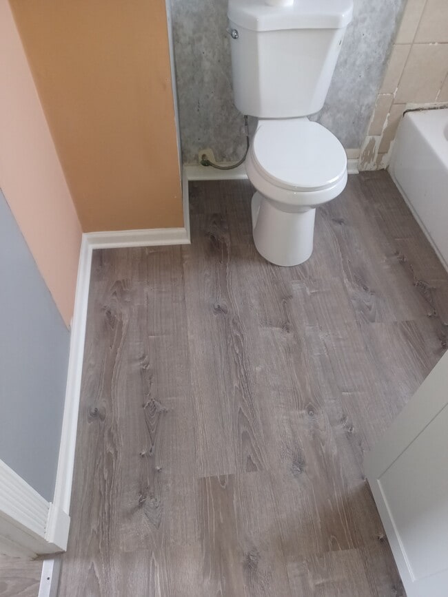 Photo - 5811 S Kolmar Ave