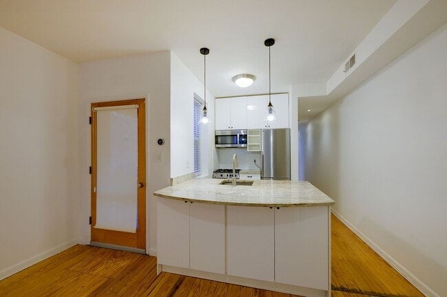 Photo - 1771 Swann St NW Unidad #1