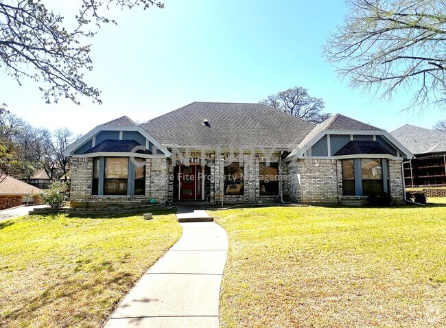 Building Photo - Stunning Custom 2-story 4/2.5/2 Home Ready...