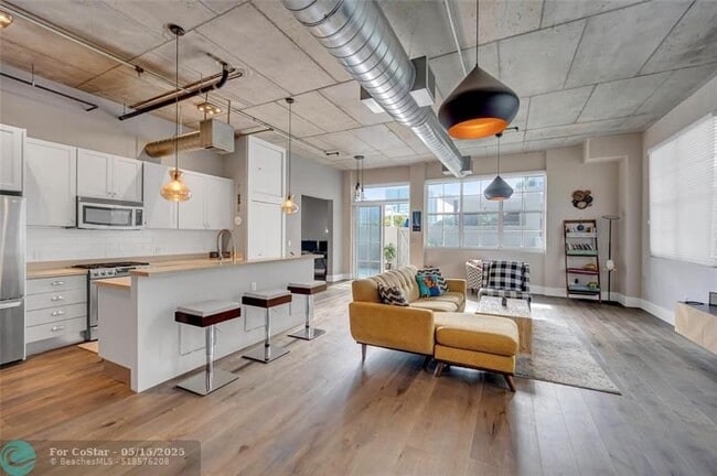 Photo - 410 NW 1st Ave Condo Unit 202