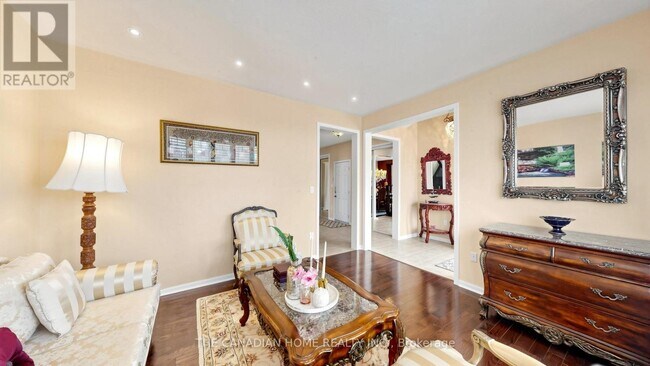 Photo - 92 Clausfarm Ln