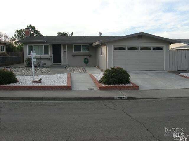 Building Photo - 207 Clark Dr Rental