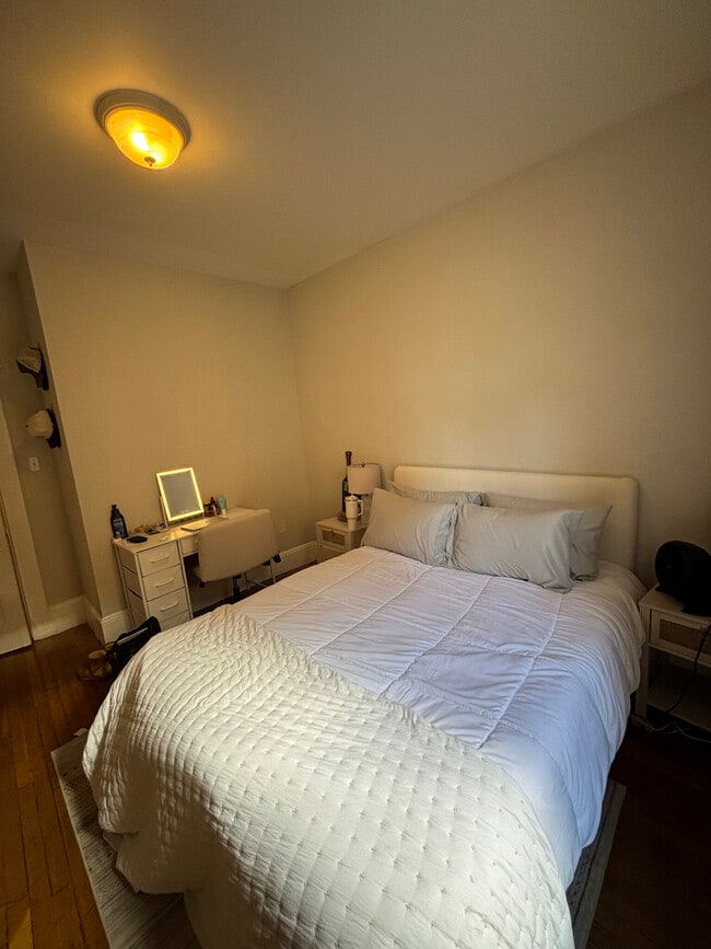 Photo - 38 Hemenway St Unit 2