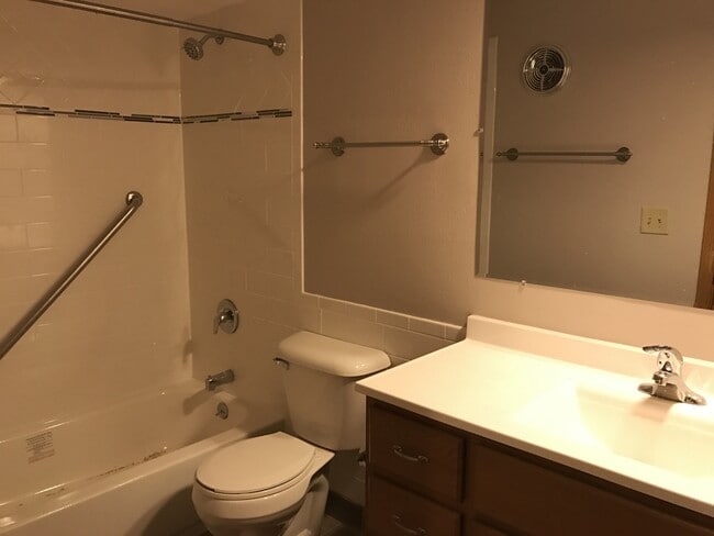 Photo - Enjoy Lake Living! Unidad LS29