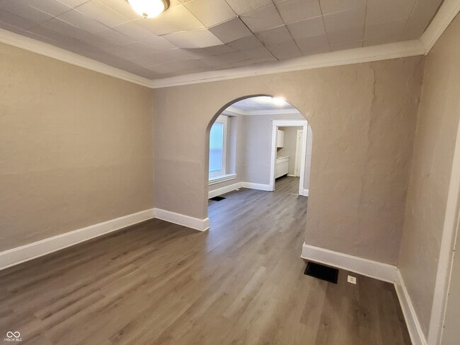 Photo - 350 S Oxford St