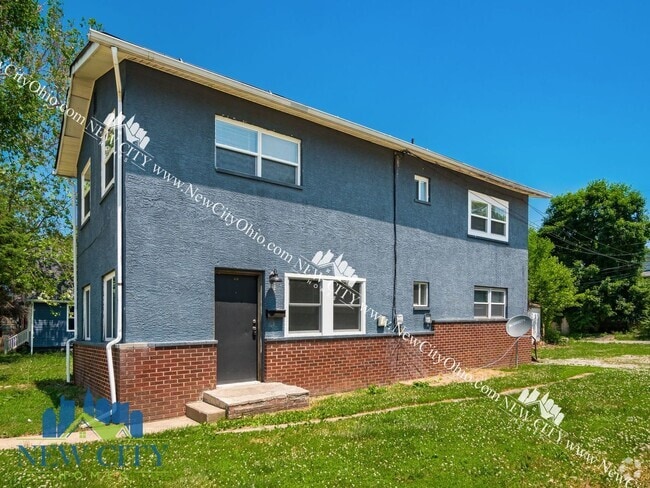 Building Photo - 416 S Yale Ave Unit 416 (Lower) Rental
