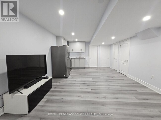 Photo - 131 Lloyd Sanderson Dr