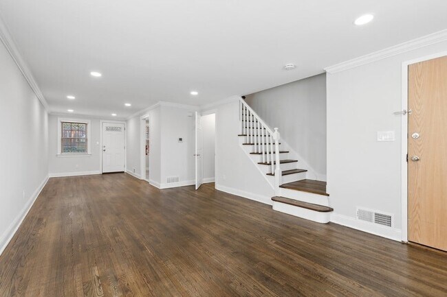 Spring Hill Apartments