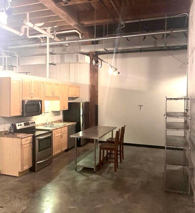 Photo - 585 S Upper St Unit 100