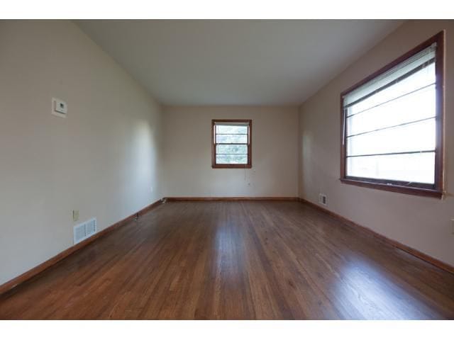Photo - 8490 Monroe St NE
