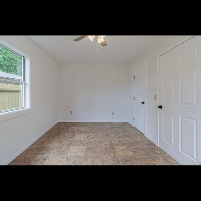 Photo - 210 N San Jacinto St Unidad 1