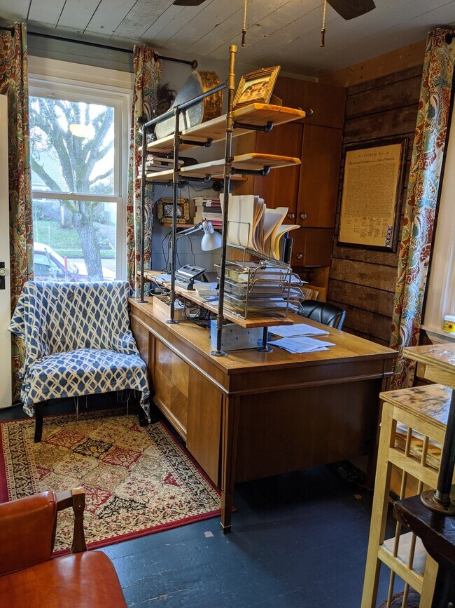 Photo - 9420 N Portsmouth Ave