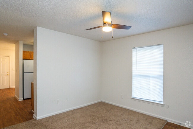 2BR, 2BA