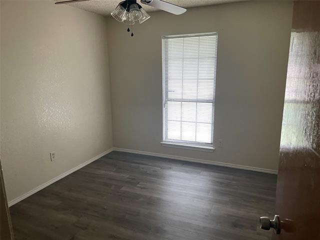 Photo - 7420 Meadow Creek Dr