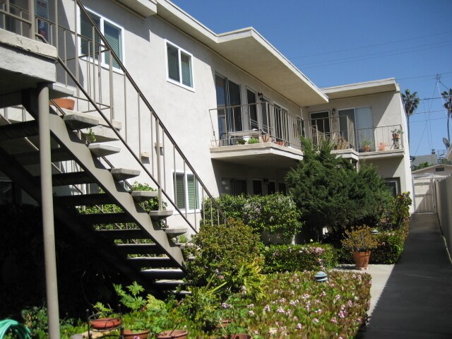 Photo - 4479 Maryland St