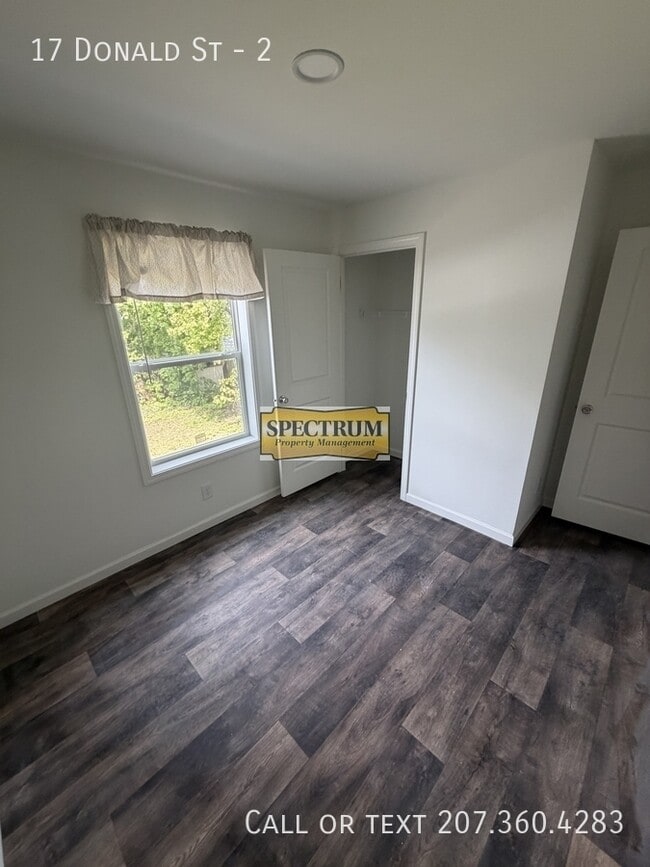 17 Donald St Unit 2