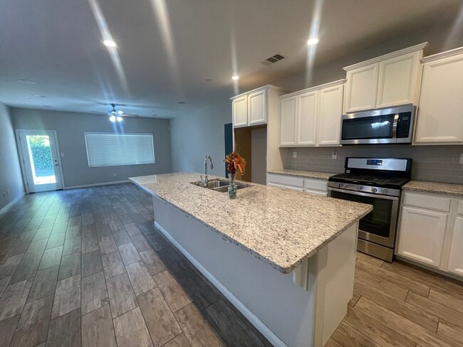 Photo - 5202 Phisto Pl