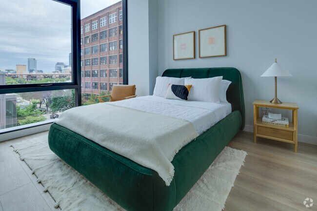 1BR, 1BA - 738SF - Coppia