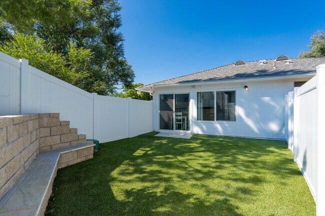 31208 Camino Del Este