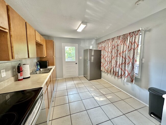 Photo - 709 E 129th Ave