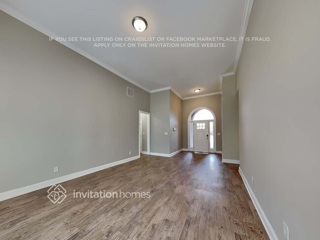 Photo - 1135 Rowanshyre Cir