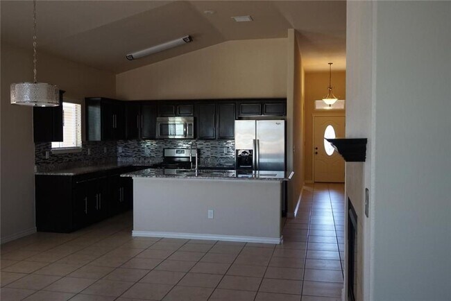 Photo - 5828 Megan St