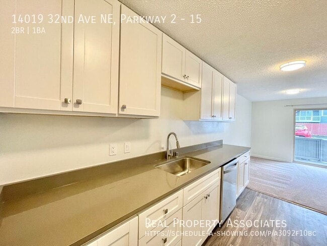Photo - Parkway Apartments