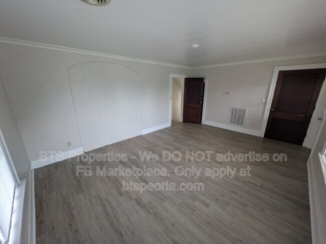 Photo - 1532 W Barker Ave