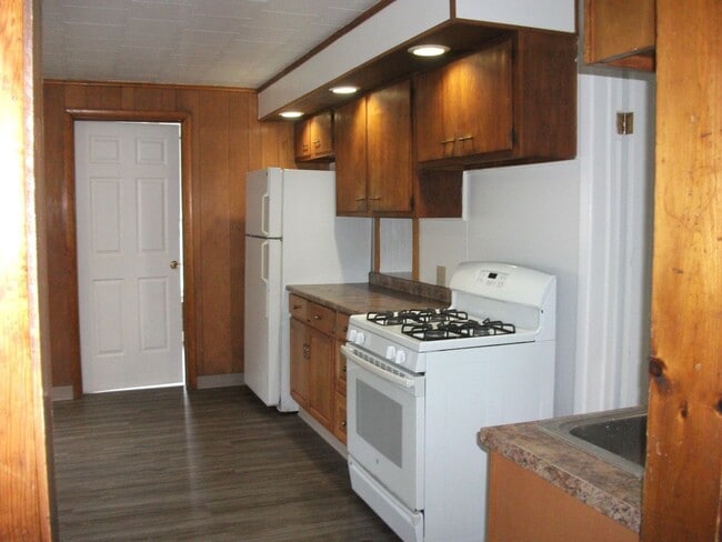 Building Photo - 316 Highland Ave Unit Apt 1