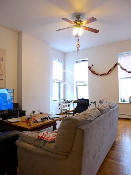 Photo - 181 Northampton St