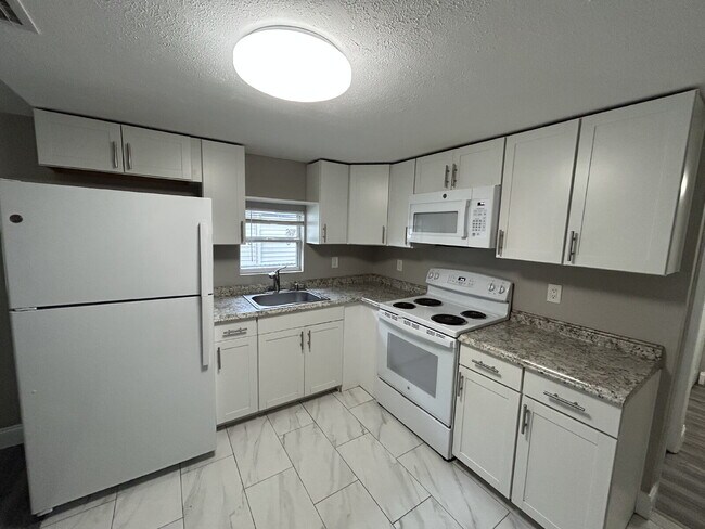 Photo - 1830 48th St S Unidad 2