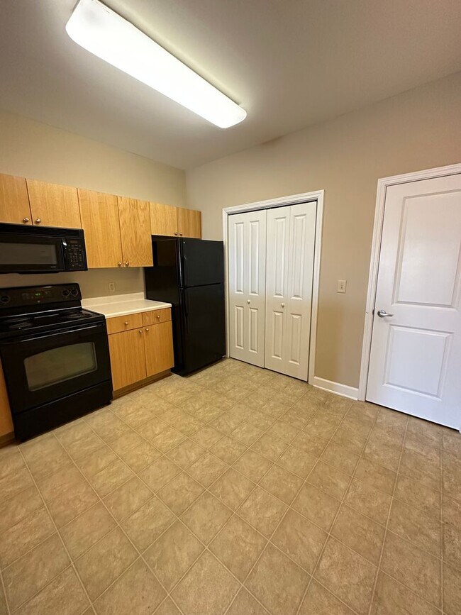 Photo - 302 Campus Walk Trl Unit 1