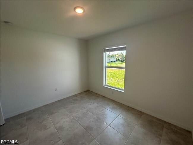Photo - 2825 NW 25th Ln