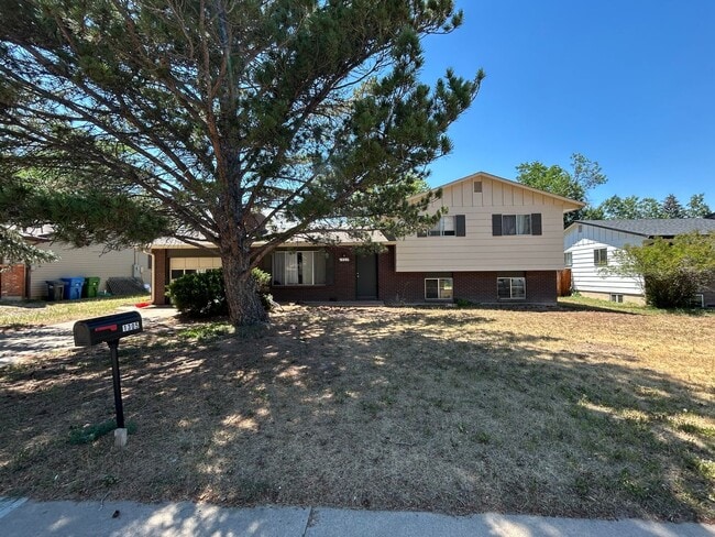 Photo - Space, Comfort & Convenience in One Great Home