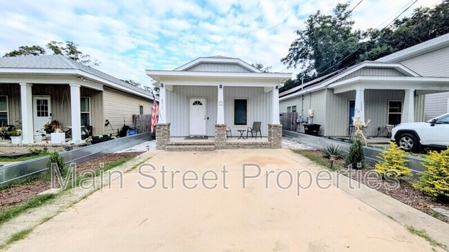 Building Photo - 2010 W Gregory St