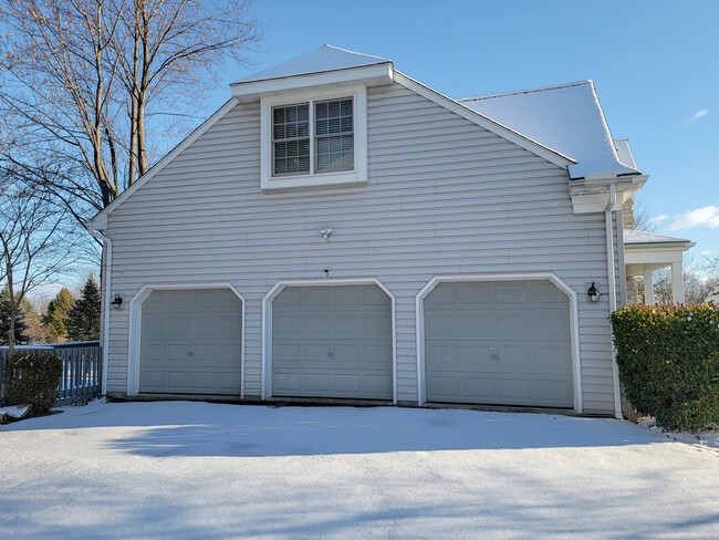 Photo - 1110 Persimmon Dr