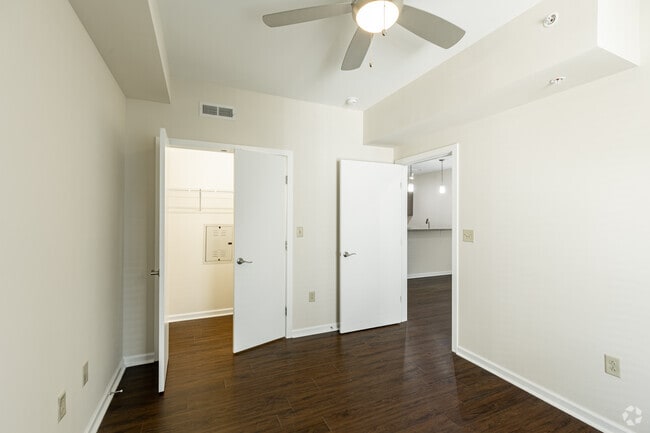 1BR, 1BA