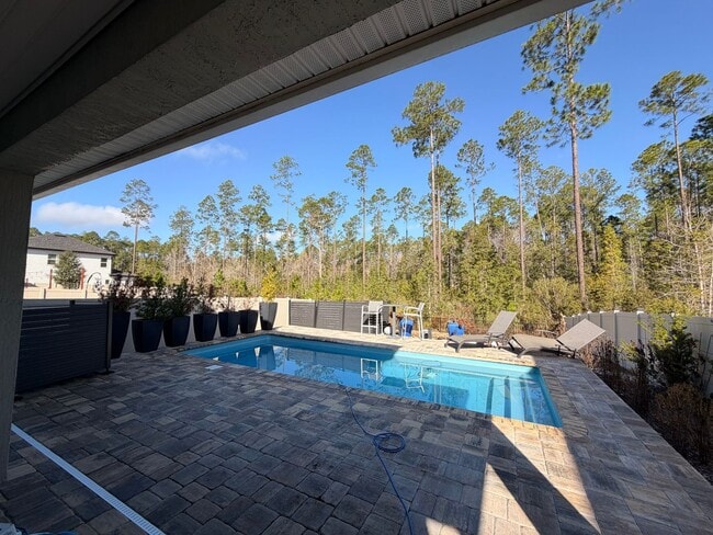 Photo - 4/3 Oasis in Beacon Lakes! Private Pool & Amenities! REDUCED DEPOSIT!