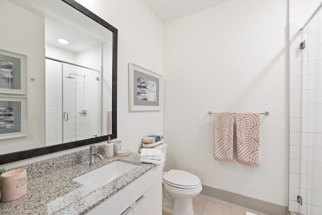 Studio Bathroom - The Oliver