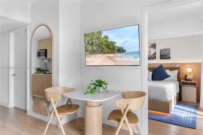 Photo - 601 NE 1st Ave Unit 2012