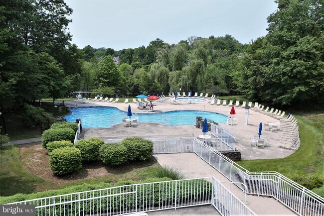 Photo - 102 Wellington Park Dr