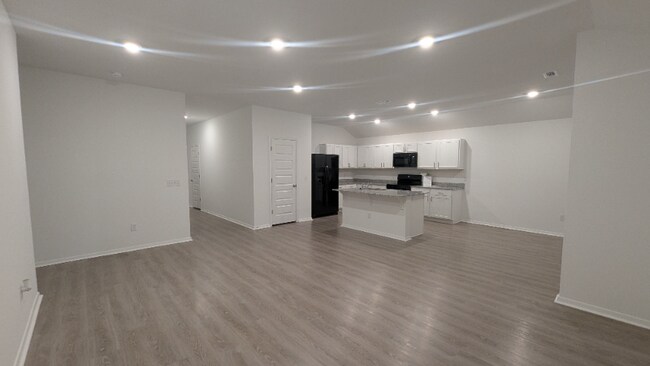 Photo - 1405 E Latium St