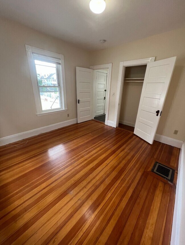 Photo - 37 Porter St Unit 1